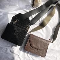 ราคา กระเป๋าหนังงู******* (52106805214)