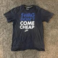 ราคา เสื้อยืด Nike(มือสอง) (2341639960)