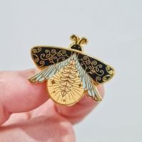 ราคา Hard Enamel Pin / Brooch / Badge พิน เข็มกลัดโลหะ เข็มกลัดโลหะแบบหมุด ลาย แมลง ปีกสวยจึ้ง (40600511669)