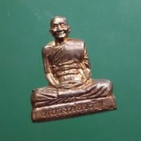 ราคา รูปเหมือนปั๊มเข่ากว้าง รุ่นแรก หลวงพ่อจรัญ วัดอัมพวัน จ.สิงห์บุรี ......ล1 (20159209660)