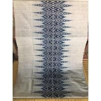 ราคา ผ้าฝ้ายเข็นมือลายหมี่ครามงานทอมือจากสกลนคร (4778570109)