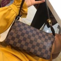 ราคา กระเป๋า louis vuitton ปี 2014 use like new (1558379642)