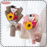 ราคา ช่อดอกไม้รับปริญญา เบบี๋ จูบ, ช่อดอกไม้หมีน่ารักรับปริญญาดอกทานตะวัน, ตกแต่งช่อดอกไม้การ์ตูนตุ๊กตาช่อดอกไม้สัตว์พิธีรับปริญญา (46907202821)