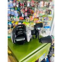 ราคา รอกหยอดน้ำไดว่าPR100H MN หมุนขวาลายพราง ไดว่า (41072059767)