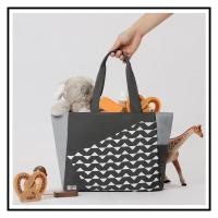 ราคา Tote bag Uniqlo (Arigato) (28251730309)