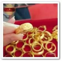 ราคา ใหม่!! แหวนชุบทอง 24K (99.9%) สลักดาวตัดขอบ เคลือบแก้ว RM045 (7065061776)