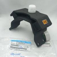 ราคา ยางแท่นเกียร์ VIGO / FORTUNER ปี 2005 - 2007 เครื่องเบนซิน 2.7 A/T 4WD แท้ห้าง (12371-0C121) • ยางแท่นเกียร์ TOYOTA แท้ (24828986975)