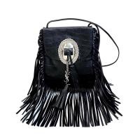 ราคา YVES SAINT LAURENT Anita Fringe Leather Crossbody Bag Black (รับประกันสินค้าแท้) (22272639384)