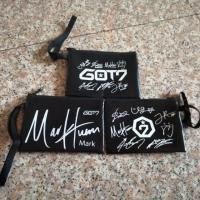 ราคา โล๊ะกระเป๋าสตางค์ got7 (729289836)