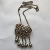 ราคา โบราณยืนยาวล็อคเงินล็อคชิ้นจี้เครื่องเงินเก่าโบราณหยิบการรั่วไหล02023 (45256362654)