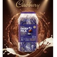 ราคา Cadbury Dairy Milk Chocolate น้ำหนัก 382 กรัม มีประมาณ 85 ชิ้น มีฮาลาล BBF.30/01/27 (44015288787)