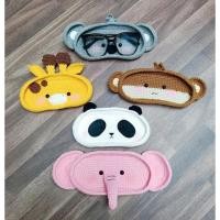 ราคา MATA Safari Zoo สัตว์ผู้ถือแว่นตาโครเชต์ที่กําหนดเองหมีถักแว่นตาแว่นตากันแดดกรณีน่ารักแว่นตาของขวัญ (48557430039)