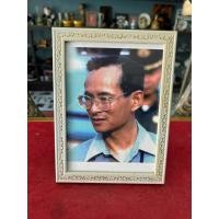 ราคา ภาพในหลวงรัชกาลที่ 9 พร้อมกรอบ (41072765359)