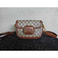 ราคา Gucci Horsbit 8" มือสอง (24185857290)