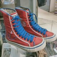 ราคา รองเท้ามือสองยี่ห้อ playboy (3540175462)