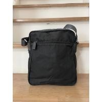 ราคา Prada crossbody มือสองของเเท้สีดำ (24077291276)