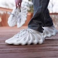 ราคา [ ของแท้ ] รองเท้า Adidas Yeezy 450 Cloud White ป้ายไทย ของใหม่ มือ1 พร้อมส่ง (13533917390)
