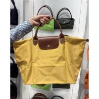 ราคา Longchamp Classic M Short สีเหลือง มัสตาด (19981146408)