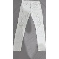 ราคา ยีนส์ Bershka skinny สีขาว เอว 30 (23671840680)