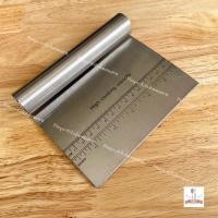 ราคา ที่ตัดแป้ง หรือตัดปาท่องโก๋สแตนเลส แบบมีสเกล มีให้เลือก 2 แบบ มีของพร้อมส่ง (25370130218)