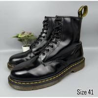ราคา Dr.Martens 1460 BlackSmooth Size: 41 มือสองของแท้100% (29513049837)