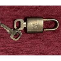 ราคา กุญแจ LV speedy 35 ของแท้ 100% มือสอง (6951335612)