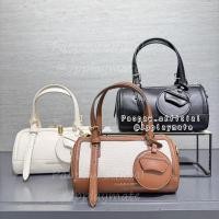 ราคา กระเป๋าสะพายข้าง Charles & keith รุ่น Enola Bowling Bag : CK2-30671730-1 แท้จากชอป 100% (27629602269)