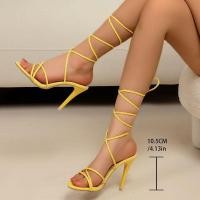 ราคา 36-43 เวอร์ชั่นเกาหลีพลัสไซส์เซ็กซี่ฤดูร้อนสีขาว/ดำ/น้ำเงินรองเท้าส้นสูงหัวเหลี่ยมสายรัดข้อเท้าซุปเปอร์ซอฟท์รองเท้าแตะ (21933445066)