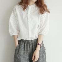 ราคา {พร้อมส่ง}รุ่น(ฉลุขาวแขนสามส่วน)เสื้อคอจีน แขน4ส่วน แต่งคอจีน ปักลายฉลุด้านหน้า (25432768458)