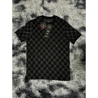 ราคา เสื้อยืดชายลายโมโนแกรม CPS CHAPS แท้จากช้อป 100% (26490479320)