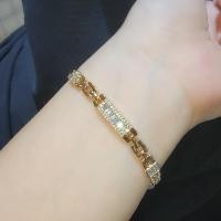 ราคา GLR-337 XP สร้อยข้อมือโซ่คริสตัลทรงสี่เหลี่ยม (26384718836)