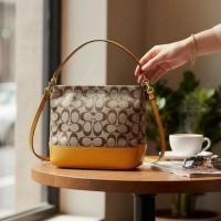 ราคา Coach แท้ มือสองสภาพสวยมากค่ะ (46802709179)