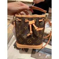 ราคา กระเป๋าถังLouis Vuitton พริ้นเตอร์เต็มใบ ขนาดเล็ก สภาพมือสอง (46857431759)