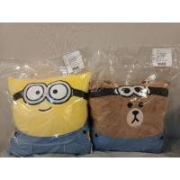 ราคา หมอนซ่อนผ้าห่มมินเนี่ยนและบราวน์ ของแท้100% พร้อมส่งจาก7-eleven **เหลือมินเนี่ยนค่ะ** (16398948228)