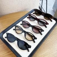 ราคา MONGGLAS - GEN U แว่นกันแดดโพลาไลซ์ ทรงรีเล็ก สไตล์คูล ใส่ได้ทุกเพศ แบรนด์แท้ (40353115734)