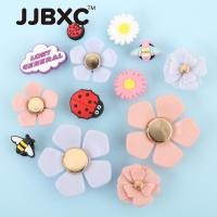 ราคา เครื่องประดับรองเท้าแฟชั่น JJBC Charm Shoe Buckle - ลายดอกไม้พลาสติกสามมิติ พร้อม Bee และ Ladybug (46954961940)