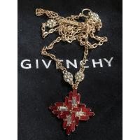 ราคา สร้อยคอ พร้อมจี้ Givenchy (6156372299)