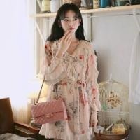 ราคา จั๊มสูทสุดน่ารักเนื้อผ้าชีฟองเกาหลี พิมพ์ลายดอกโทนพาลเทลทั้งชุดตัดต่อผ้าลายจุดแต่งระบายทำเชือกผูกโบว์ที่คอให้ดูมีดีเทล (2260996736)