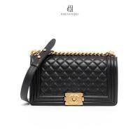 ราคา [ของแท้]CHANEL BOY 10'' BLACK LAMB GHWมีใบรับประกัน ตรวจสอบได้ทุกใบ ✅ (53901465023)