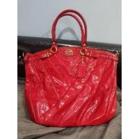 ราคา Coachแท้ ((มือสอง)) หนังแก้ว สีแดง ใบใหญ่ มี care card ฟรีEMS (1542396178)