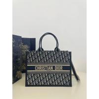 ราคา Dior TB BookTote กระเป๋าถือสะพายได้สำหรับผู้หญิง พิมพ์ลายดอกไม้และลายเส้นจากสวนสัตว์ (57207441093)