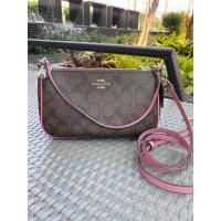 ราคา กระเป๋าถือ COACH SIGNATURE F58321COATED CANVAS TOP HANDLE CROSSBODY สีม่วง (8650069624)