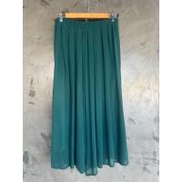 ราคา กางเกงกระโปรงสีเขียวเข้ม เอวจั๊ม มีซับใน (ไม่มีเชือกรูด) Size LL เอว 30-35” สะโพก 60” ยาว 32” เป้า 20” (55307367894)