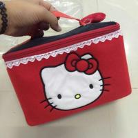 ราคา กระเป๋าเครื่องสำอางค์ คิตตี้ (126411838)
