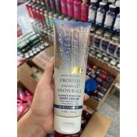 ราคา Bath and Body Works Frosted Coconut Snowball Ultra Shea Body Cream 226ml. ของแท้ (22031188428)