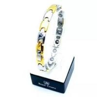 ราคา Royal Crown สร้อยข้อมือเพื่อสุขภาพ ฝังเม็ดเพื่อสุขภาพและชุบทองอย่างดี รุ่น The Best 101 ( สี Silver/Gold ) (3260747193)