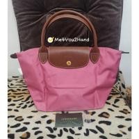 ราคา ส่งฟรีของแท้100% กระเป๋า Longchamp size s หูสั้น มือสอง (16031800249)