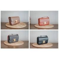 ราคา CL Lisa shoulder bag กระเป๋าหนังวัวแท้ ขนาดกว้าง20cm สูง11cm ข้าง4cm (13674242649)