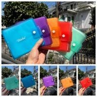ราคา กระเป๋าใส่ CD สีสันสดใส พกพาง่าย เก็บแผ่นโปรดให้เป็นระเบียบ! จุได้ 12 แผ่น (52906537520)