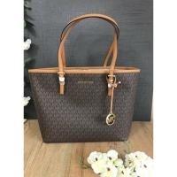 ราคา MK แท้ พร้อมส่ง กระเป๋าสะพายทรง Tote | Michael Kors Jet Set Travel Medium Carryall Tote (2494938327)